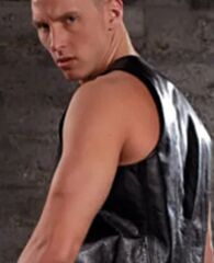 Steve Pierceб