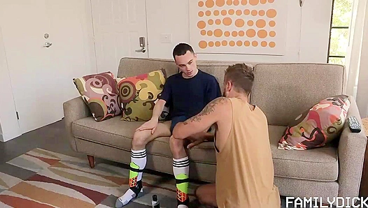 Joe Ex Takes On Wesleys Thick Rod — Naughty Twink Craves Big Daddy Energy – FamilyDickFun