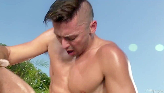 Tristan Shanes Wild Bareback Ride – Stunning Backdrop, Hot Chemistry – Falcon Studios