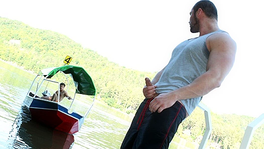Hard-Bodied Top Takes Rough Ride on Sunlit Dock – Wild Outdoor Anal Fun – GayPier 18+
