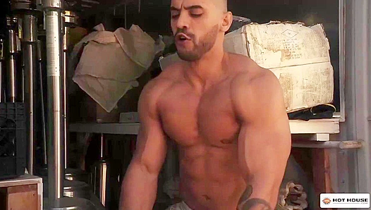 Hard Bareback Ride: Arad Winwin Cazden Hunter Go Wild – Pure Gay Passion