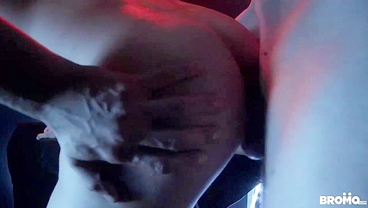 Logan Styles Rocky Vallarta Go Hard in Steamy Bareback Bro Action – BromoUS