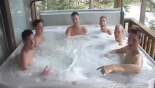 Richie Sabatini Giovanni Summers Go Wild in Steamy Gay Encounter – FalconStudion