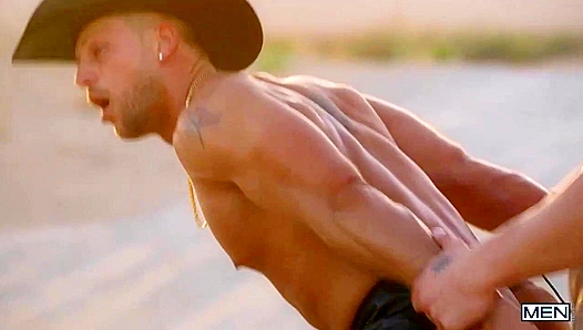 Straight to Gay: Cowboy Passion Ignites as Roman Malik Screw Beneath Desert Stars – 18+