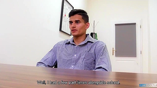 Handsome Amateur Takes It Deep and Explodes in Ecstasy – XXX Gay 18+