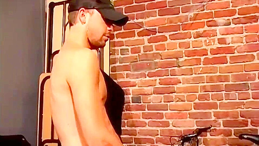 Gunner Raines Skye Shine Ride Hard in Steamy Gangbang Action – Bonus Hunk Fun