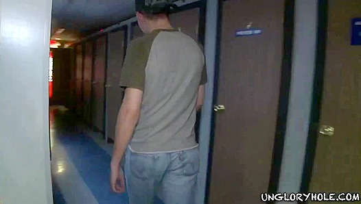 Jakob Cruz Delivers Hung Glory Hole Blowjob Perfection – Hot New Clip