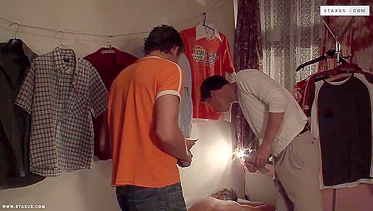 Tony Koch, Nicky Kulio Leon Cook Ignite Passion in Steamy Threesome – GayXXX