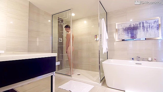 Shower Domination: Seth Santoro Takes Control Over Michael Boston – Hot Gay Porn