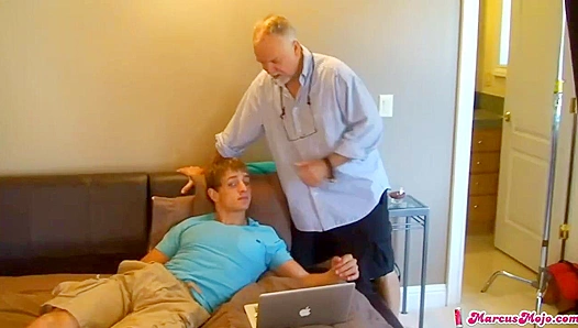 Marcus Mojo Oliver Saint Ignite Passion Behind the Scenes – Steamy Gay Scene