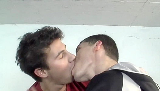 Cley Ozzborn Max Fonda Indulge in Forbidden Passion – GayXXX
