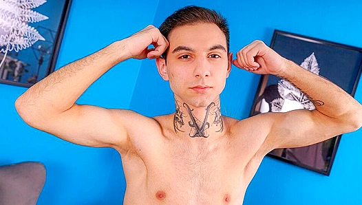 Craving Release: Leon Grims Desperate Solo Pleasure Session – Jawked