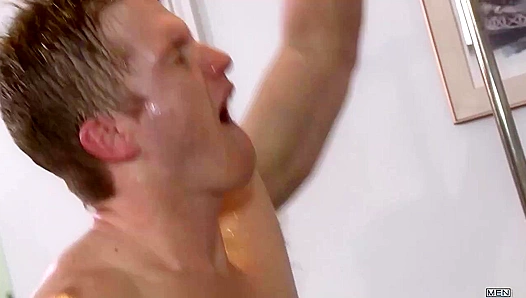 Riley Price Ryan Evans Go from Straight to Gay in Steamy Pump Session – 18+