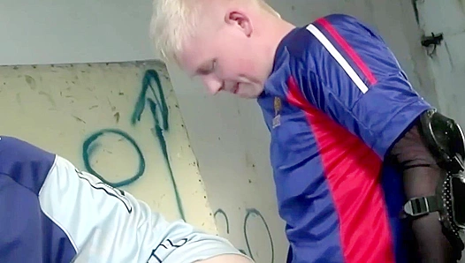 Alex Stevens: Pedal Power Blowjob Mastery on Display – GayPornRide 18+