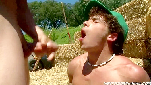 Chad Austin Go Wild: Steamy Outdoor Ass Play as Neighbor Fucks Boyfriend – 18+