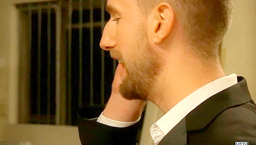 Gunpoint Gape: Paddy OBrien Troy Daniels Steamy Anal Encounter – Men of UK