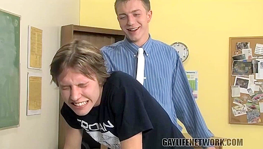 Tyler Dawsen Disciplines Naughty Student Kaiden Ertelle – Steamy Encounter TeachTwinks 18+