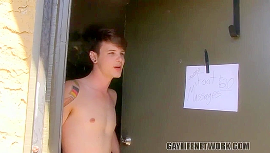 Timo Garrett Kyler Moss Get Railed Hard – Steamy Anal Action – LollipopTwinks
