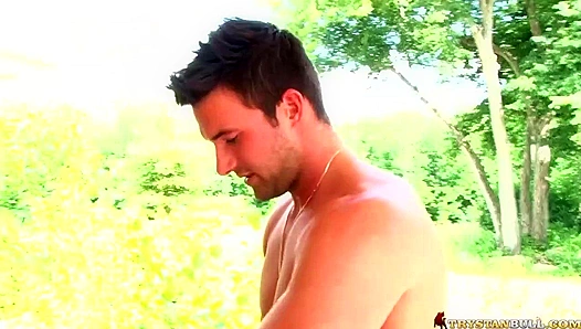 Steamy Encounter: Trystan Bull Ben Rose Fuel Their Fire Outdoors – GayHookups 18+