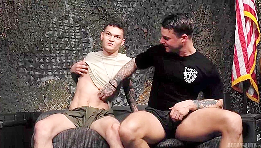 Jason Windsor Tyler James Go Wild in Steamy Soldier Sex Foursome – XXX