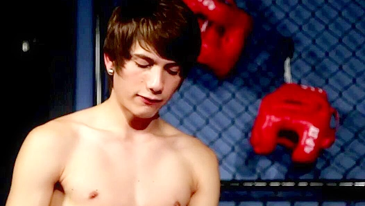 Anderson Lovell vs Colton Fox: Steamy Naked Wrestlers Collide – TinyGays 18+