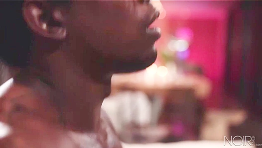 Midnight Heat: DeAngelo Jordans Sultry Noir Seduction – GayPornHeat 18+