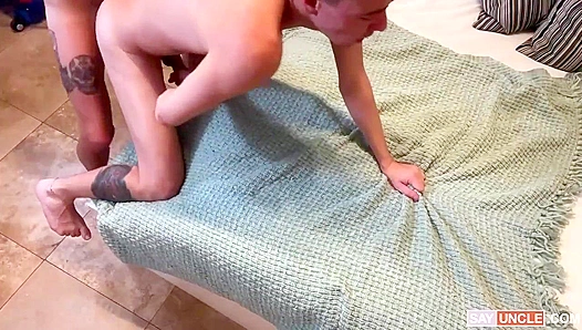 Jayden Pierce Takes It Deep from Johnny Hunters Thick Rod – BoysDoPorn