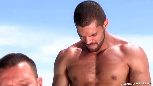 Hardcore Sweat-Filled Ride: Donato Reyes Lucas Fox Fuck Like Animals – Raging Stallion