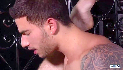 Colton Grey Vadim Black Go Wild in the Office – Steamy Gay Deskside Encounter