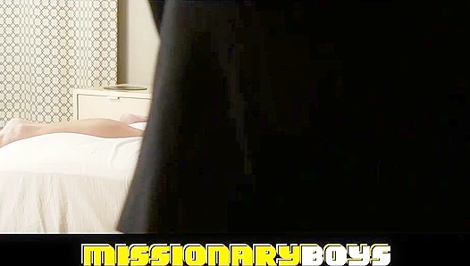 Elder Mackeys Shiny Booty Thrusts as He Jerks Hard – MissionaryBoys 18+