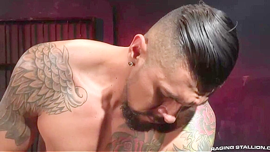 Hard Bodies Collide: Nick Cross Boomer Banks Go All In – Steamy Gay Action