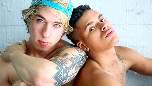 Damien Gunn Lukas Grande Flip for Hardcore Gay Action – Hot Twisted Passion
