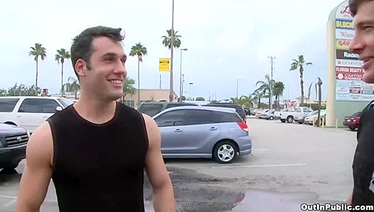 Tyler Hunts Spence Foxs Thick Rod in Hot Public Ride Action – GayPornHeat 18+