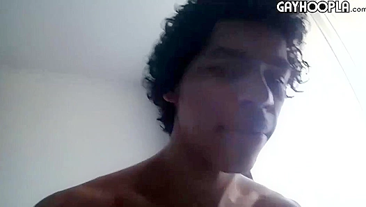 Denzel Grisby Jerks Off His Huge Hard-on Live On Cam – Hot Solo Action