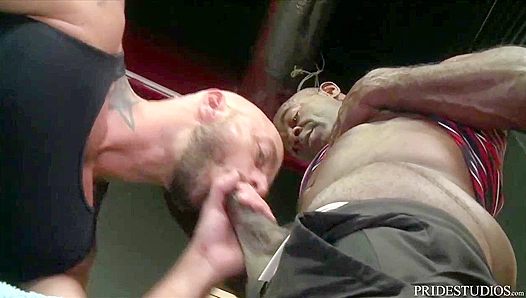 Jessie Pleads for More as Aaron Drills Him Deep – GayPornHeat 18+