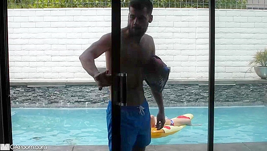 Luke Kennedy Mars Go Wild — Steamy Outdoor Encounter on ManRoyale