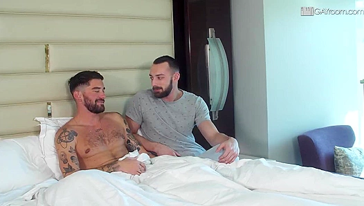Stepbrothers Cross Lines: Johnny B Chris Damneds Hot Taboo Encounter – ManRoyale