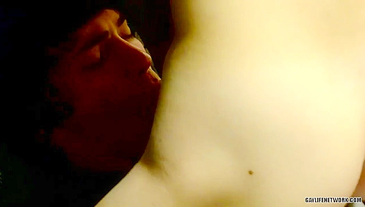Twink Bites Back: Bloody Blowjob Turns into Juicy Vampire Climax – TwinkLight 18+