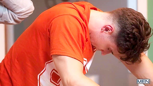 Dominant King Claims Michael Vente with Rough, Raw Anal Power – HotGayPornX 18+