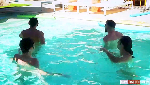 Ian Holmes Goes Wild in a Steamy Gay Orgy Adventure – Twisted Pleasures 18+