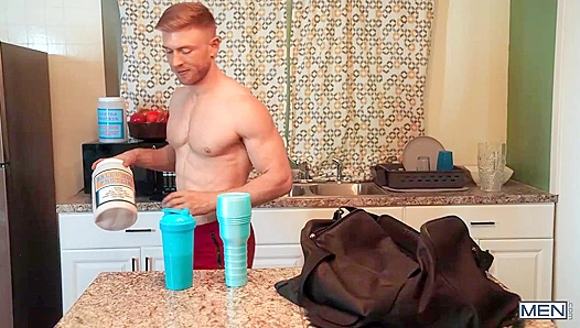 Trevor Matthew Go Hard — Steamy Workout Fuck Session – GayPornGym 18+