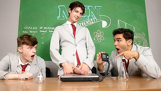 Hard Gay Action in Morgxn Thickes Office – Steamy Encounter Begins