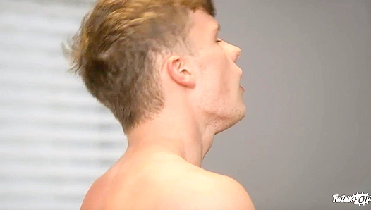 Hard Gay Action in Morgxn Thickes Office – Steamy Encounter Begins