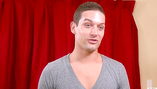 Straight No More: Phoenix Saint Justin Jameson Embrace Their Gay Awakening – Hot Twink