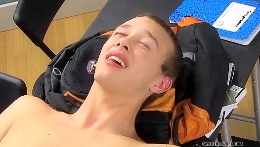 Alex Dade JT Wreck Get Wild in Class — Horny Twink Anal Ride