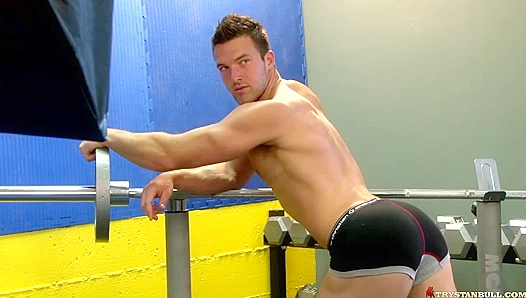 Trystan Bull Flashes His Rock-Hard Ass On Set – Steamy BTS Action – GayPulse 18+