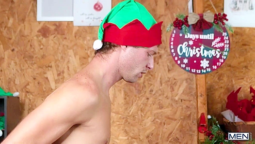 Daddy Cake Dominates His Naughty Elf Boy Benjamin Blue – Steamy Holiday Fuck Fest