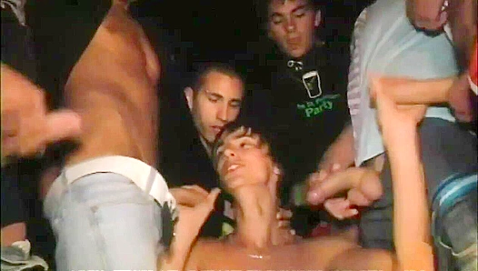 Marco Bill Ray Weil Go All In – Wild, Horny, and Fully Erect – GayXXX