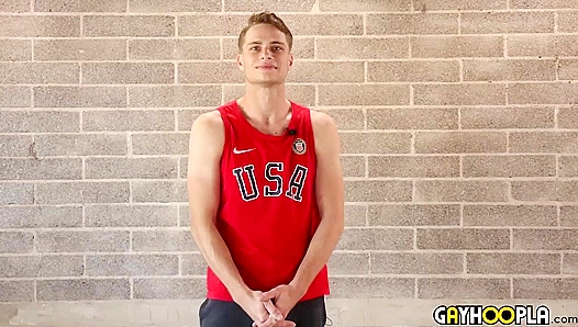 Victor Sunshine Goes Deep in Steamy, Personal Interview Encounter – GayXXX