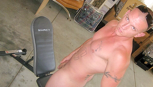 JT Stryker Lifts Heavy Jerks Thick — Gym Gains Meet Horny Stamina – GayXXX